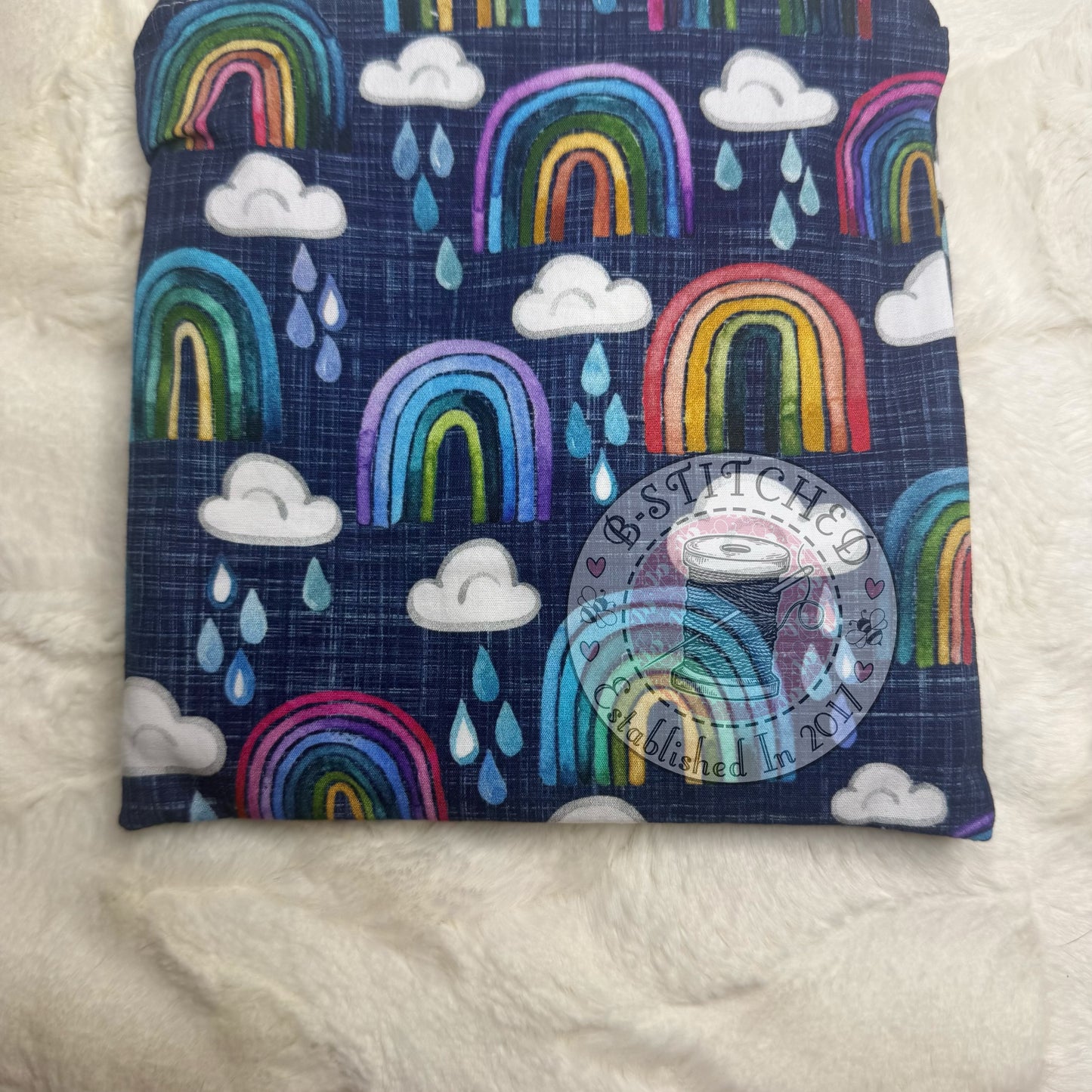 Rainbows and Raindops Zippy Bag