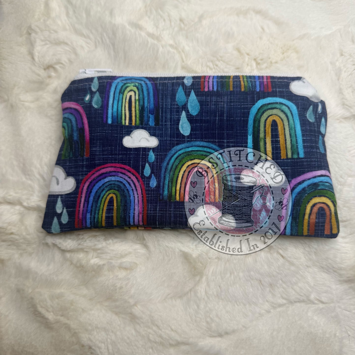 Rainbows and Raindops Zippy Bag